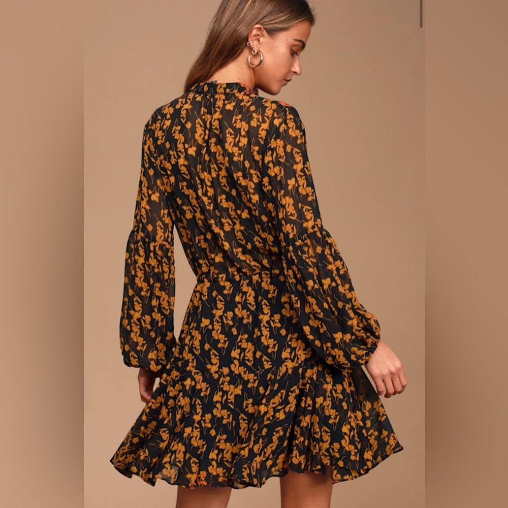 Lulus Orange Black Flowy Ruffle Midi Dress Tie Waist Puff Sleeves Size M - Picture 2 of 6
